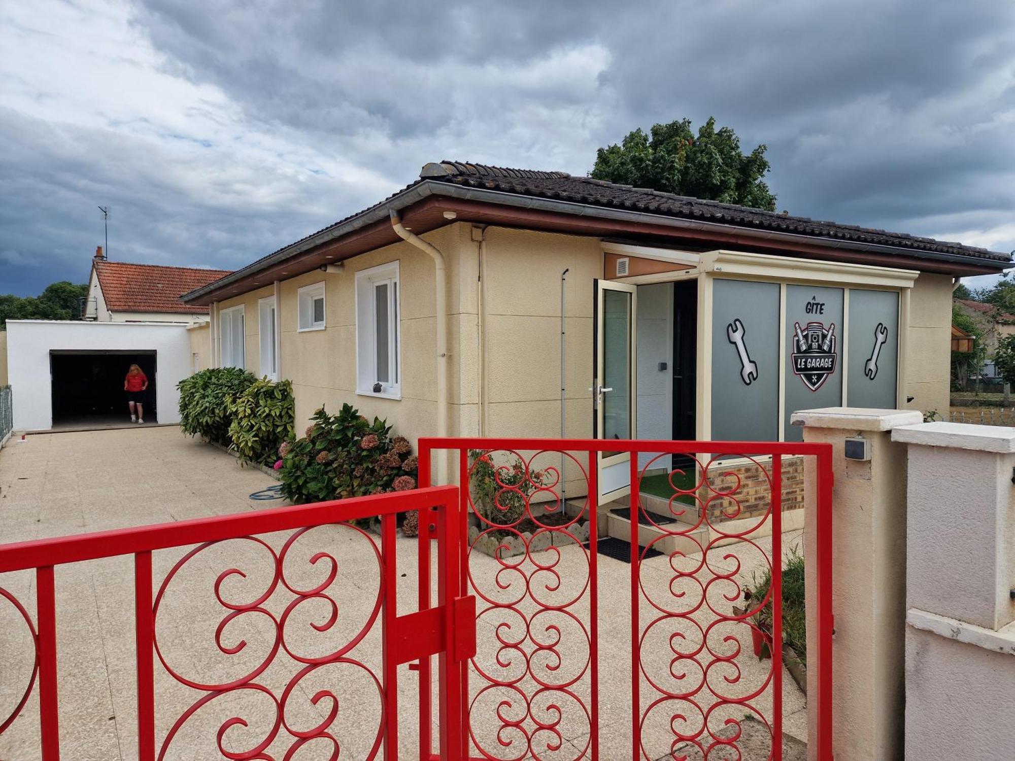Hébergement de vacances Le Garage Magny-Cours
